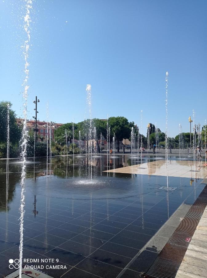 Studette En Plein Coeur Du Vieux Nice Exteriör bild