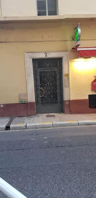 Studette En Plein Coeur Du Vieux Nice Exteriör bild